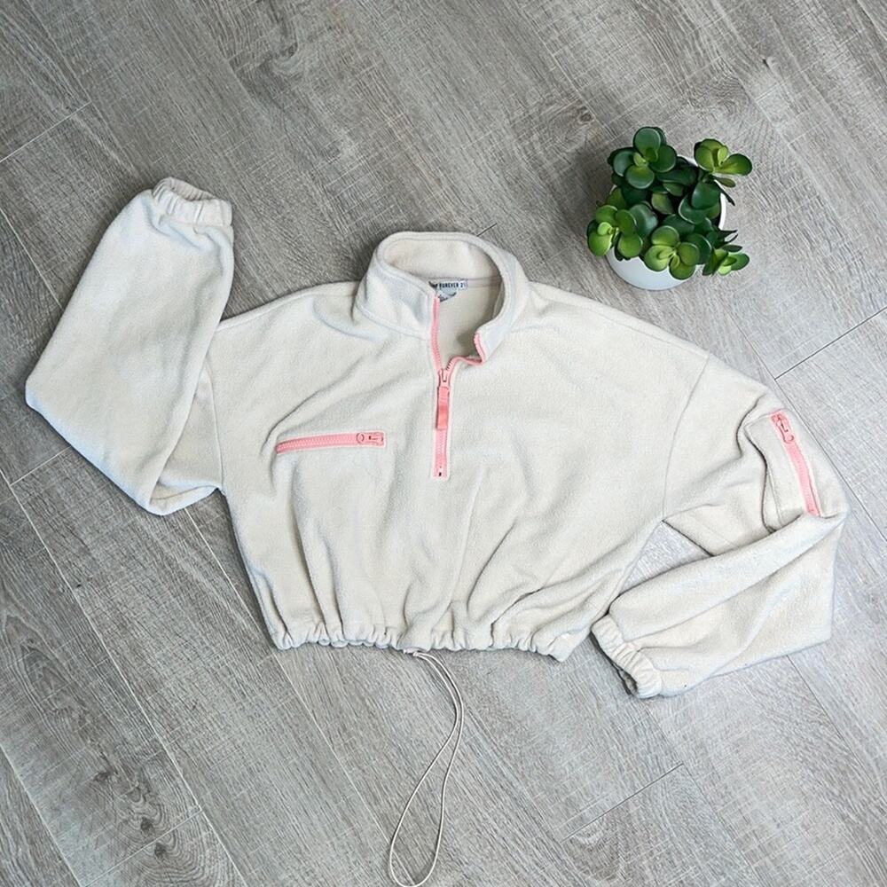 FOREVER 21 Cream Fleece Cropped 1/2 Zip Long Sleeve Sweater Women’s Size Medium